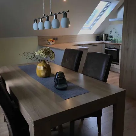 Ferienwohnung Anna Mit Blick Ins Gruene شقة