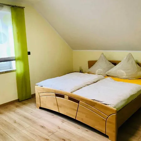 شقة Ferienwohnung Anna Mit Blick Ins Gruene موسباخ