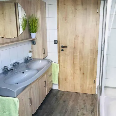 Ferienwohnung Anna Mit Blick Ins Gruene موسباخ